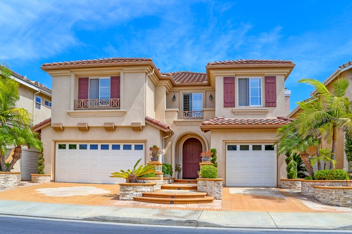 Lyon Shores Community Homes For Sale In Huntington Beach, CA