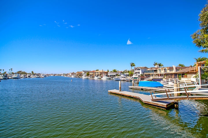 Mainland Community Homes For Sale In Huntington Beach, CA