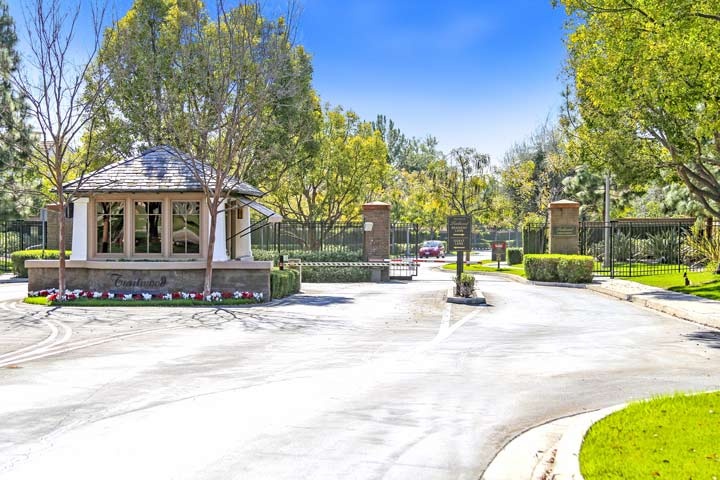 Trailwood Gated Community Homes For Sale In Irvine, California